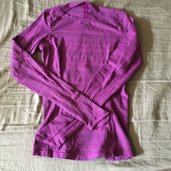 lululemon athletica Tops - 🎉HP🎉 Like New Lululemon Kanto Catch Me Long Sleeve